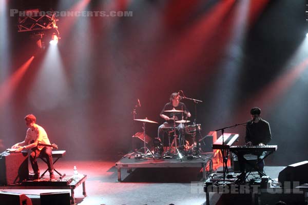 JAMES BLAKE - 2011-11-04 - PARIS - La Cigale - 